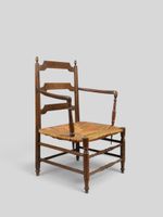 Fauteuil en bois naturel de style Provençal à assise paillée… (photo 2)