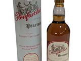 une image représentant une bouteille de whisky à côté d'un bidon
