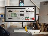 a machine that is sitting on a table in a room