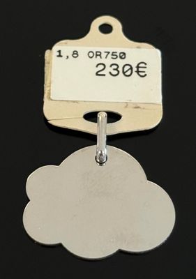 une étiquette sur laquelle est collée une image représentant un nuage