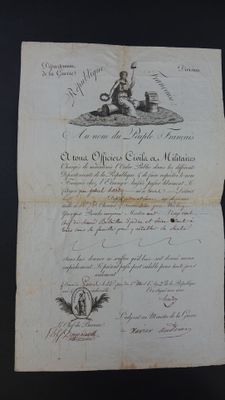 un vieux document sur lequel figure le dessin d'un homme dans un bateau