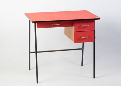 TRAVAIL 1960 Bureau enfant à structure tubulaire laqué noir …