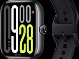 un gros plan d'une montre connectée avec un bracelet noir