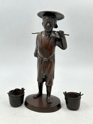 15 / D2 / Statuette en bronze probablement balinaise de… - Photo 1