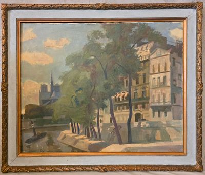 une peinture accrochée au mur d'un immeuble, avec des arbres au premier plan