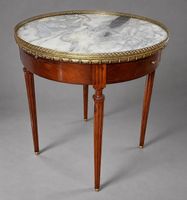 TABLE BOUILLOTE à tirettes latérales en bois teinté et verni… (photo 4)