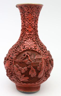 CHINE fin XIXe début XXe Vase balustre sculpté en laque de c…