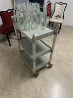 Quatre chariots plastiques (photo 2)