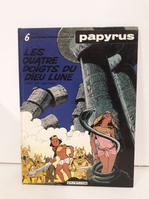 la couverture d'un livre sur laquelle figure une femme en bikini avec un robot géant en arrière-plan