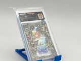 gros plan d'un porte-cartes sur une surface blanche