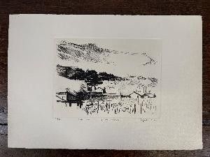 un dessin en noir et blanc représentant un paysage, réalisé sur une feuille de papier