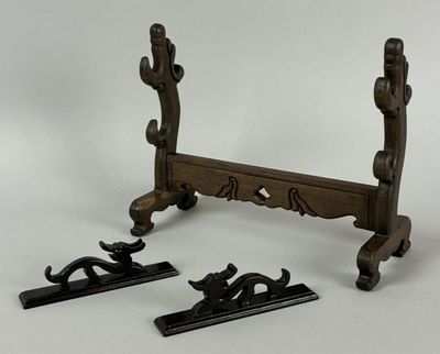 pair of antique cast iron cat bookends on stand