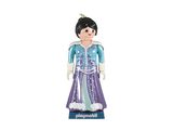 La figurine porte une robe violette et un haut bleu.