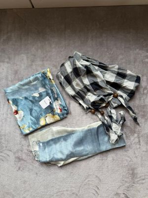 Lot de 20 foulards neuf