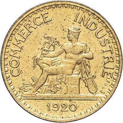 une pièce d'or avec l'image d'un homme sur un cheval