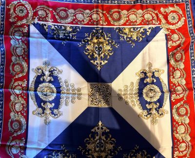 une image d'un drapeau rouge, blanc et bleu