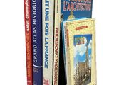trois livres empilés les uns sur les autres