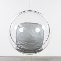 Eero Aarnio (1932) « Bubble Chair ». (photo 5)