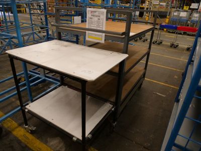 Une Table Mobile 90 X 60 X 93 CM + UN Chariot 3 Niveaux 120 …