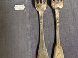 paire de fourchettes et cuillères anciennes en argent datant du début du XXe siècle