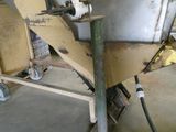 une photo d'une machine dans une usine