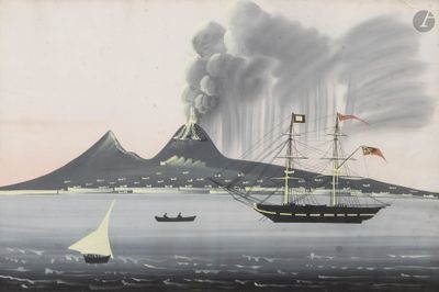 un tableau représentant un bateau sur l'eau, avec un volcan en arrière-plan