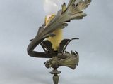 an image of a lamp that is sitting on a table