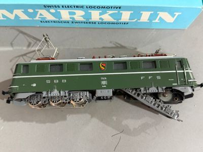 MARKLIN HO Réf. 3046 Locomotive vapeur DB type 150 avec tend…