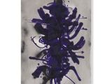 une image représentant une peinture de couleur violette sur fond blanc