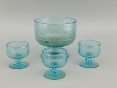 Dans le goût de BIOT. Une grande coupe H.