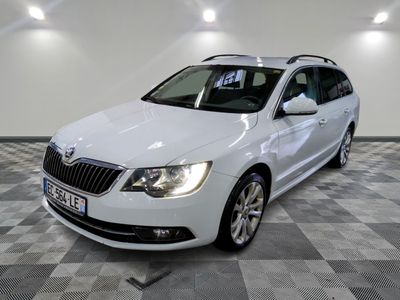 Skoda - Superb Combi 2.0 Tdi 170 4x4 Greentec Elegance Dsg -…