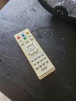 Rétroprojecteur ACER et sa télécommande (photo 2)