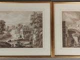 deux tableaux encadrés accrochés au mur