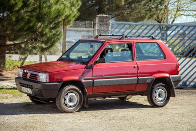 FIAT PANDA 4X4 - Genre : VP - Carrosserie : CI - Energie : E…