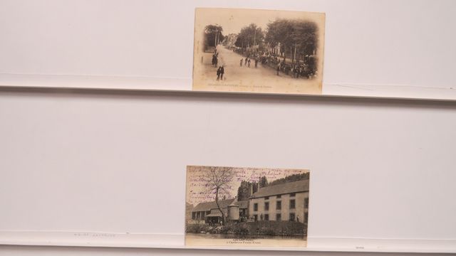 Chambon-sur-Voueize : Lot de 2cpa : Tannerie Grenat (B.E.) + Cour...
