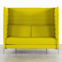 Ronan & Erwan Bouroullec (XX–XXI) « Alcove Highback » pour V… (photo 3)