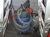 une photo d'un aspirateur à l'arrière d'un camion
