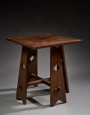 Dans l’esprit Art & Craft Table de salon à plateau carré en …