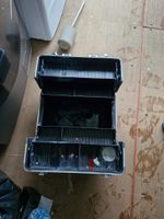 Tout le mobilier du salon de coiffure comprenant : (photo 3)