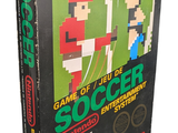 une boîte sur laquelle figure un jeu vidéo avec l'image d'un footballeur