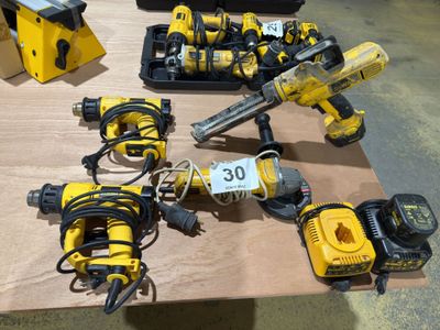 many tools that are sitting on a table together