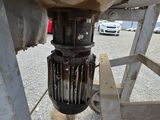 an image of a close up view of a machine ' s gear