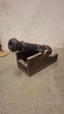 Canon d'arrière pont au fût en fonte (pivotant) et socle rap… - Photo 1