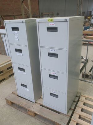 2 classeurs verticaux 4 tiroirs 62x41xh132, Mise à prix 60 - Photo 1