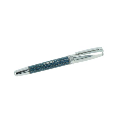 un stylo posé sur une surface blanche