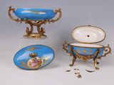 three pieces of blue and white porcelain with gold decoration