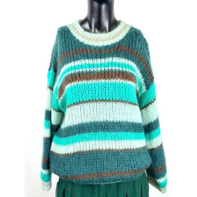 pull rayé sur mannequin mannequin mannequin mannequin mannequin mannequin mannequin mannequin mannequin manne