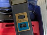 a meter that is sitting on top of a box