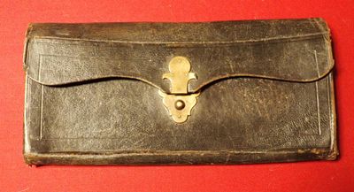 Portefeuille ancien en cuir à soufflets, 15 x 31 cm, XIX°, u…