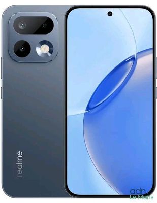 the back and side view of the oppo phone with the camera open